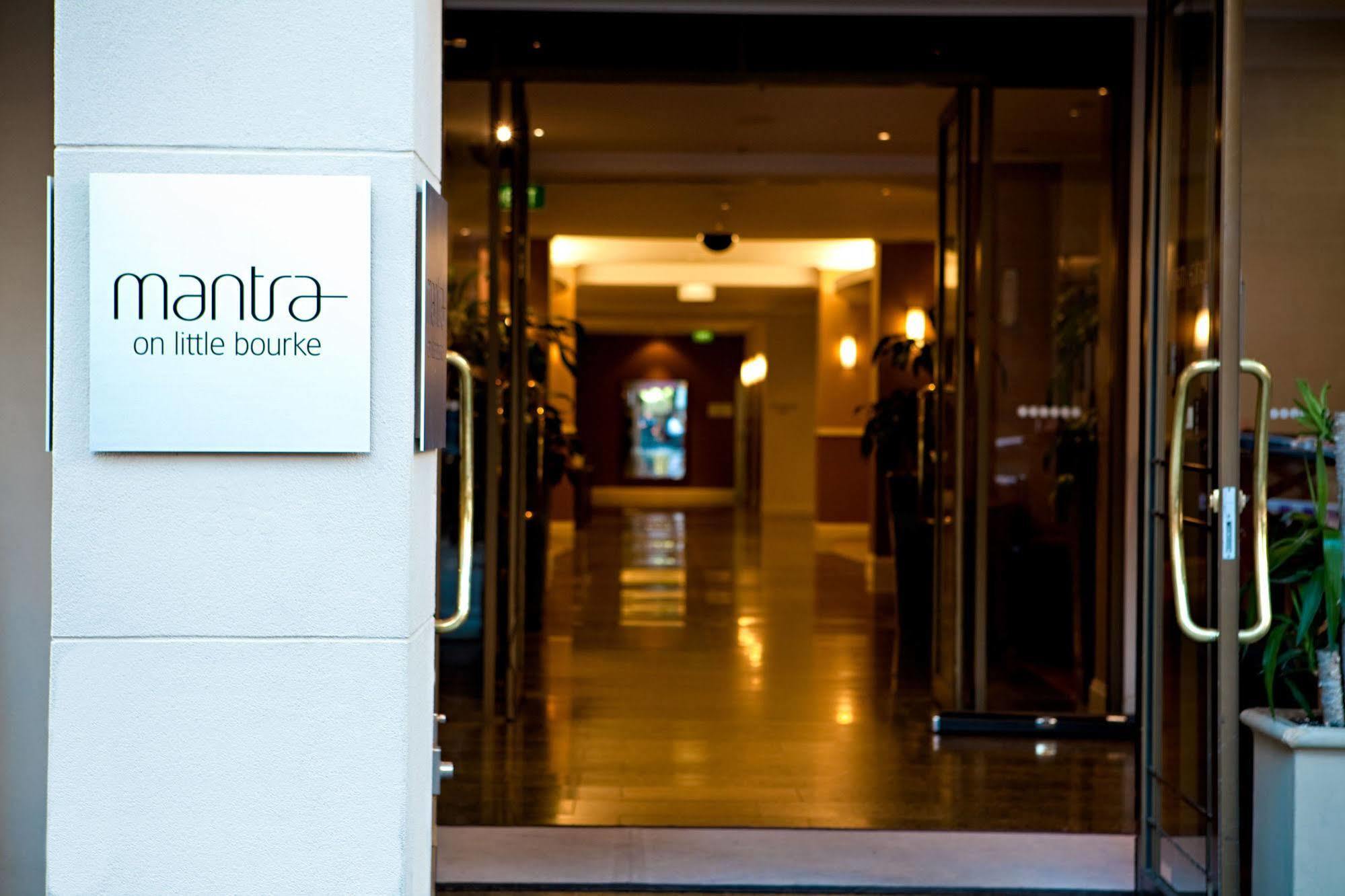 Mantra On Little Bourke Melbourne Aparthotel Exteriör bild